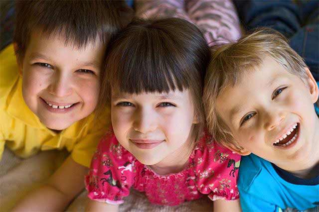 3-kids.jpg